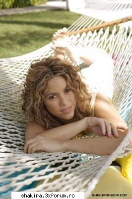 Shakira album foto - dak nu ma bagi in seama de ce o faci?si eu dak - Shakira's Pics