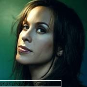 Shakira vs Alanis Morrisett - black_blood - Shakira VS.