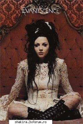 Shakira vs. Amy Lee - d:d deci pe care???? eu lol........e greu dar - Shakira VS.