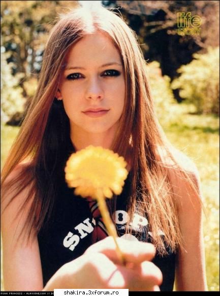 Shakira vs. Avril Lavigne - Shakira_girl13 - Shakira VS.