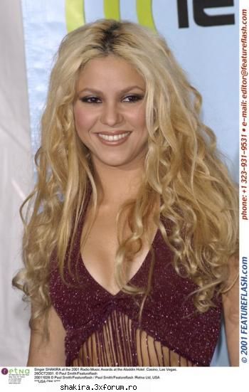 Shakira vs. Britney Spears - shakira,shakira o aleg pe...Shakira - Shakira VS.