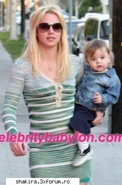 Shakira vs. Britney Spears - ice_angel - Shakira VS.