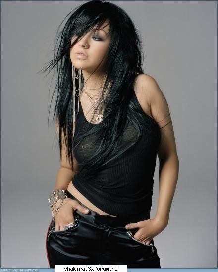 Shakira vs. Christina Aguilera - SI INCA UNA. SHE IS THE BEST - Shakira VS.