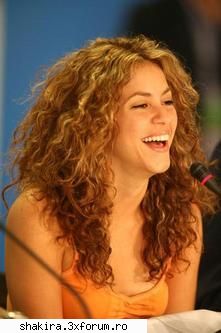 Shakira vs. Hilary Duff - shakira evident - Shakira VS.