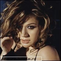 Shakira vs Kelly Clarkson - care dintre ele? kelly - Shakira VS.