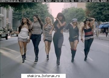 Shakira vs. Nicole(PCD) - nuh m`am suparat....that`s your oppinion la urma - Shakira VS.