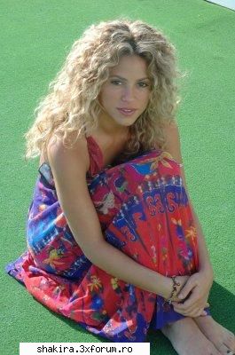 Shakira vs Ninel Conde - ink o ppza cu shaki - Shakira VS.
