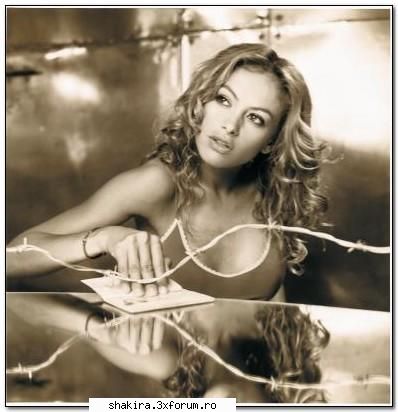 mie lene sa le pun cu shakira vs. paulina rubio
