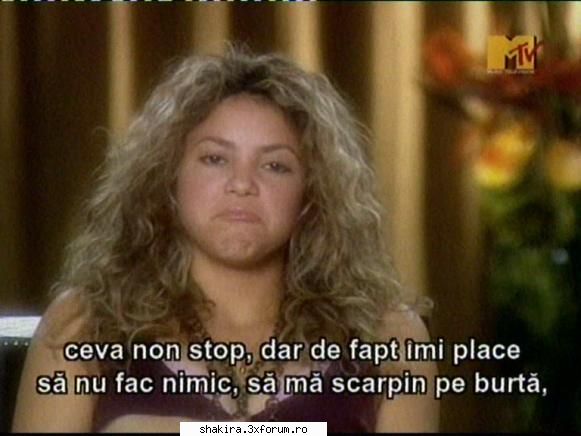 shakira blonda vs. shakira bruneta vs. shakira roscata - mie imi place sh cum ii sta parul aici - Shakira VS.